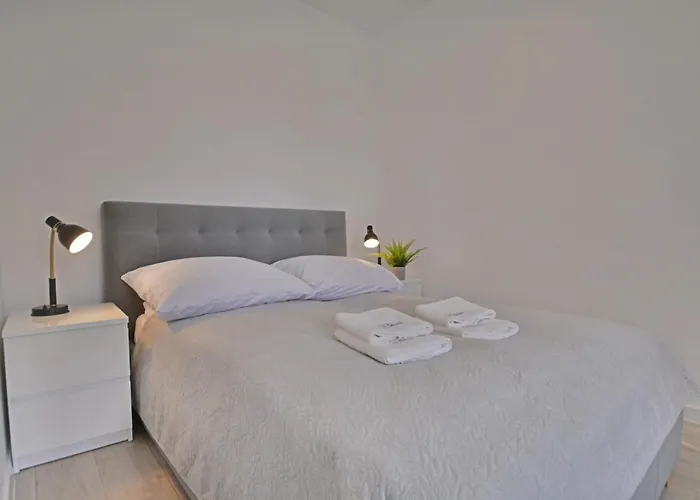 Bryza-matejki 1b-parking *